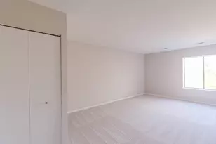 3050 Pheasant Creek Dr, Northbrook, IL 60062 - Photo 11