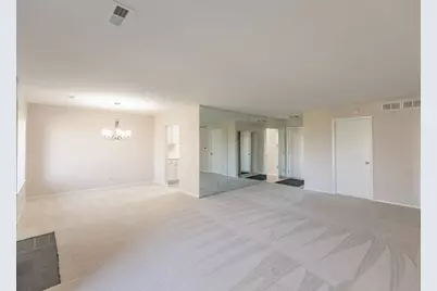 3050 Pheasant Creek Drive #407, Northbrook, IL 60062 - Photo 5