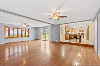 8305 S 85th Court, Hickory Hills, IL 60457 - Photo 13