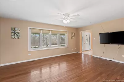 8305 S 85th Court, Hickory Hills, IL 60457 - Photo 5