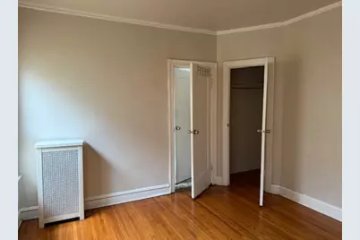 [Address not provided], Chicago, IL 60649 - Photo 9