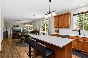 2589 Savanna Dr, Wauconda, IL 60084 - Photo 9