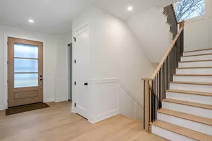 1735 Longvalley Rd, Glenview, IL 60025 - Photo 13