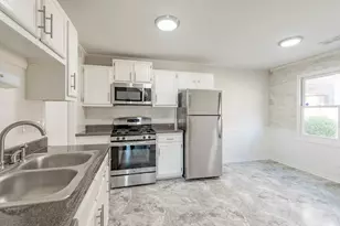 12738 S Kenneth Ave, Alsip, IL 60803 - Photo 5