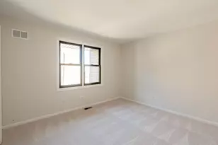 12738 S Kenneth Ave, Alsip, IL 60803 - Photo 9