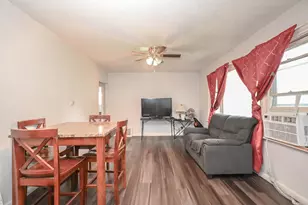 1636 Rice St, Waukegan, IL 60087 - Photo 9