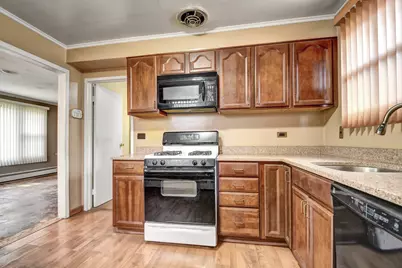 273 Mohawk Street, Park Forest, IL 60466 - Photo 7