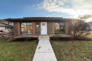 2S739 Winchester Circle, Warrenville, IL 60555 - Photo 1