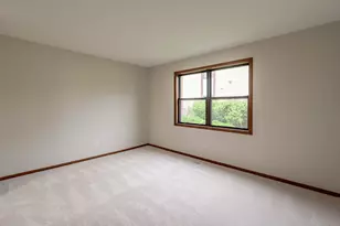 19211 Elm Dr, Country Club Hills, IL 60478 - Photo 11