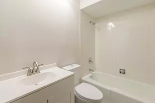 19211 Elm Dr, Country Club Hills, IL 60478 - Photo 13