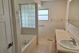 15251 Colina Ave, Oak Forest, IL 60452 - Photo 13