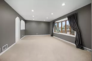 513 S Princeton Ave, Itasca, IL 60143 - Photo 3