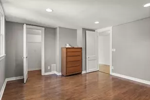 1906 E Taylor St, Bloomington, IL 61701 - Photo 25