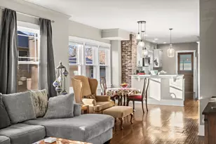 1906 E Taylor St, Bloomington, IL 61701 - Photo 11