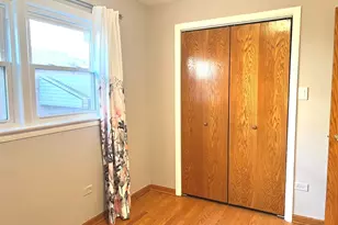 3021 W 38th St, Chicago, IL 60632 - Photo 13