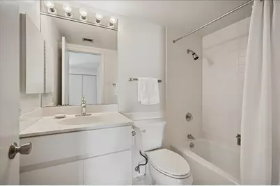 640 Winnetka Mews #405, Winnetka, IL 60093 - Photo 19