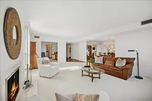 640 Winnetka Mews, Winnetka, IL 60093 - Photo 3