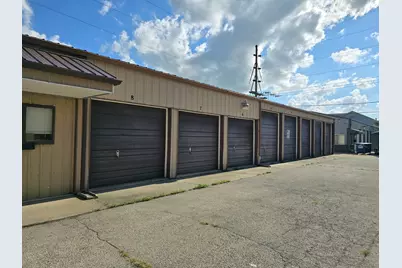 300 E Main Street #6, Plano, IL 60545 - Photo 3