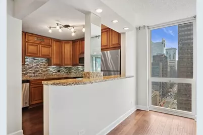 200 N Dearborn Street #2402, Chicago, IL 60601 - Photo 5