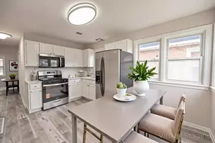 7920 S Mozart St, Chicago, IL 60652 - Photo 3