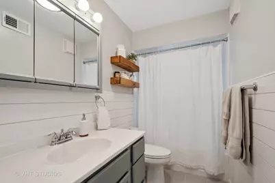 235 W Johnson Street #1B, Palatine, IL 60067 - Photo 11