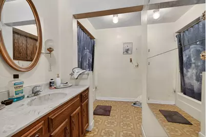 136 W 18th Street, Lockport, IL 60441 - Photo 33