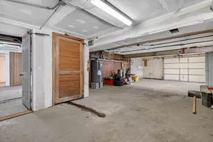 136 W 18th St, Lockport, IL 60441 - Photo 19