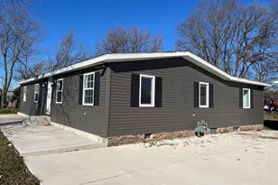 1351 N 4483rd Rd, Earlville, IL 60518 - Photo 1