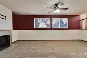 444 E Camden Ln, Round Lake Beach, IL 60073 - Photo 9