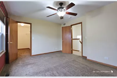 444 E Camden Lane, Round Lake Beach, IL 60073 - Photo 17