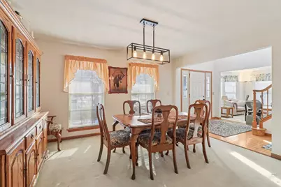 842 Deep Woods Court, Grayslake, IL 60030 - Photo 9