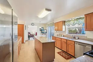 842 Deep Woods Ct, Grayslake, IL 60030 - Photo 13