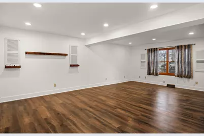 235 Ridge Drive, Dekalb, IL 60115 - Photo 3