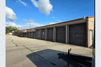 300 E Main Street #17, Plano, IL 60545 - Photo 3