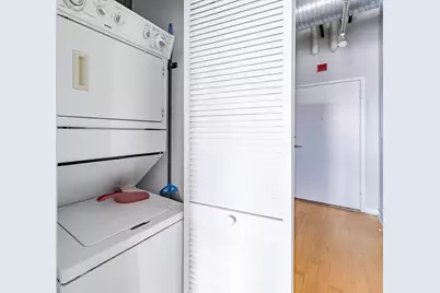 811 W 15th Place #806, Chicago, IL 60608 - Photo 21