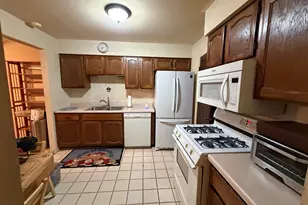 5149 Coventry Ln, Gurnee, IL 60031 - Photo 7