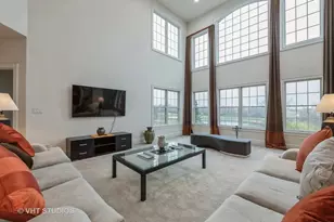 22 Doral Dr, Hawthorn Woods, IL 60047 - Photo 11