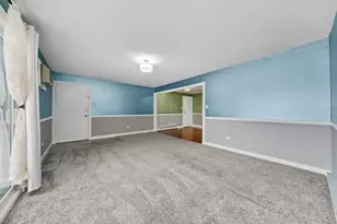 7102 W 107th St, Worth, IL 60482 - Photo 19