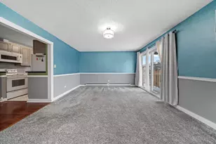 7102 W 107th St, Worth, IL 60482 - Photo 17