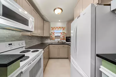 7102 W 107th Street #3F, Worth, IL 60482 - Photo 15