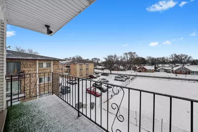7102 W 107th Street #3F, Worth, IL 60482 - Photo 11