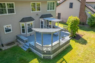 825 Biltmore Ct, Naperville, IL 60563 - Photo 33