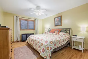 8853 O'Brien Dr, Orland Hills, IL 60487 - Photo 11