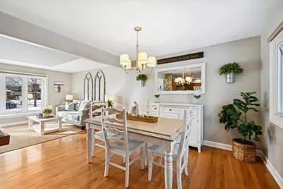 430 Valley View Drive, Downers Grove, IL 60516 - Photo 5