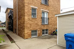 6140 W Gunnison St, Chicago, IL 60630 - Photo 21