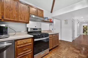 668 Cassie Dr, Joliet, IL 60435 - Photo 13