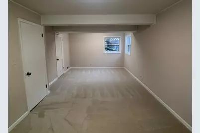 560 S 5th Street, West Dundee, IL 60118 - Photo 9