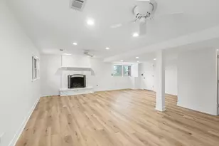 2643 N Prindle Ave, Arlington Heights, IL 60004 - Photo 9