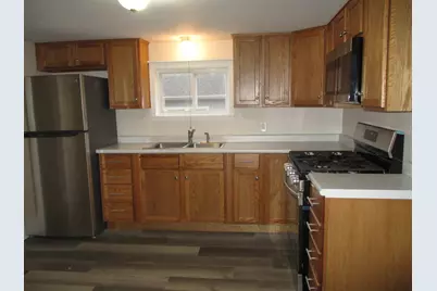 607 E Joliet Street, Ottawa, IL 61350 - Photo 3