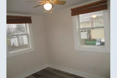 607 E Joliet Street, Ottawa, IL 61350 - Photo 13